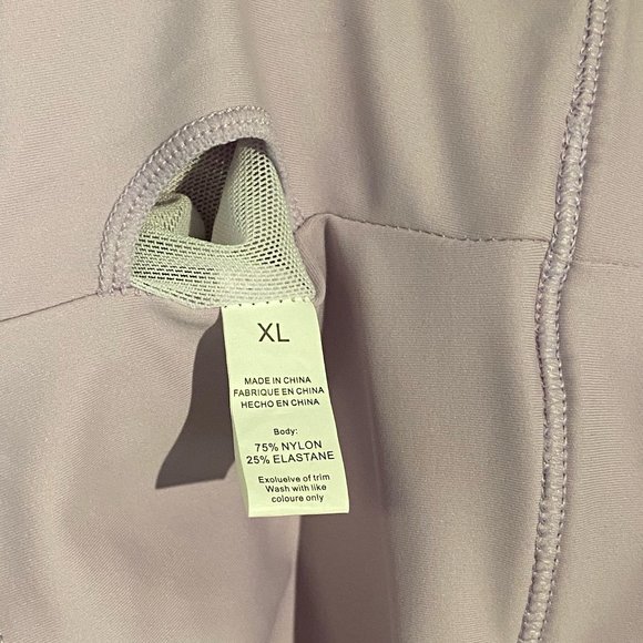 XL Asymmetrical Sports Bra - Picture 5 of 6